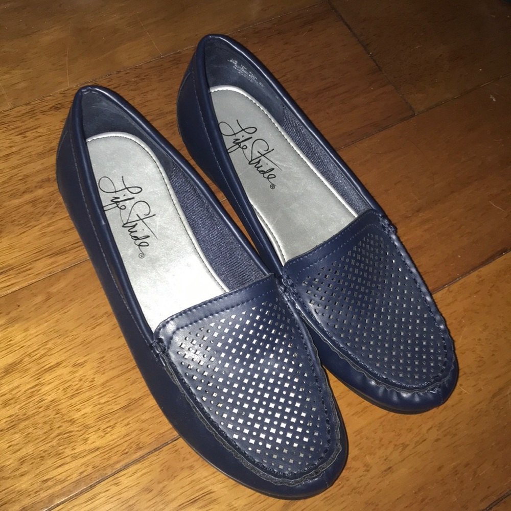 Lifestride navy loafer brand new size 8